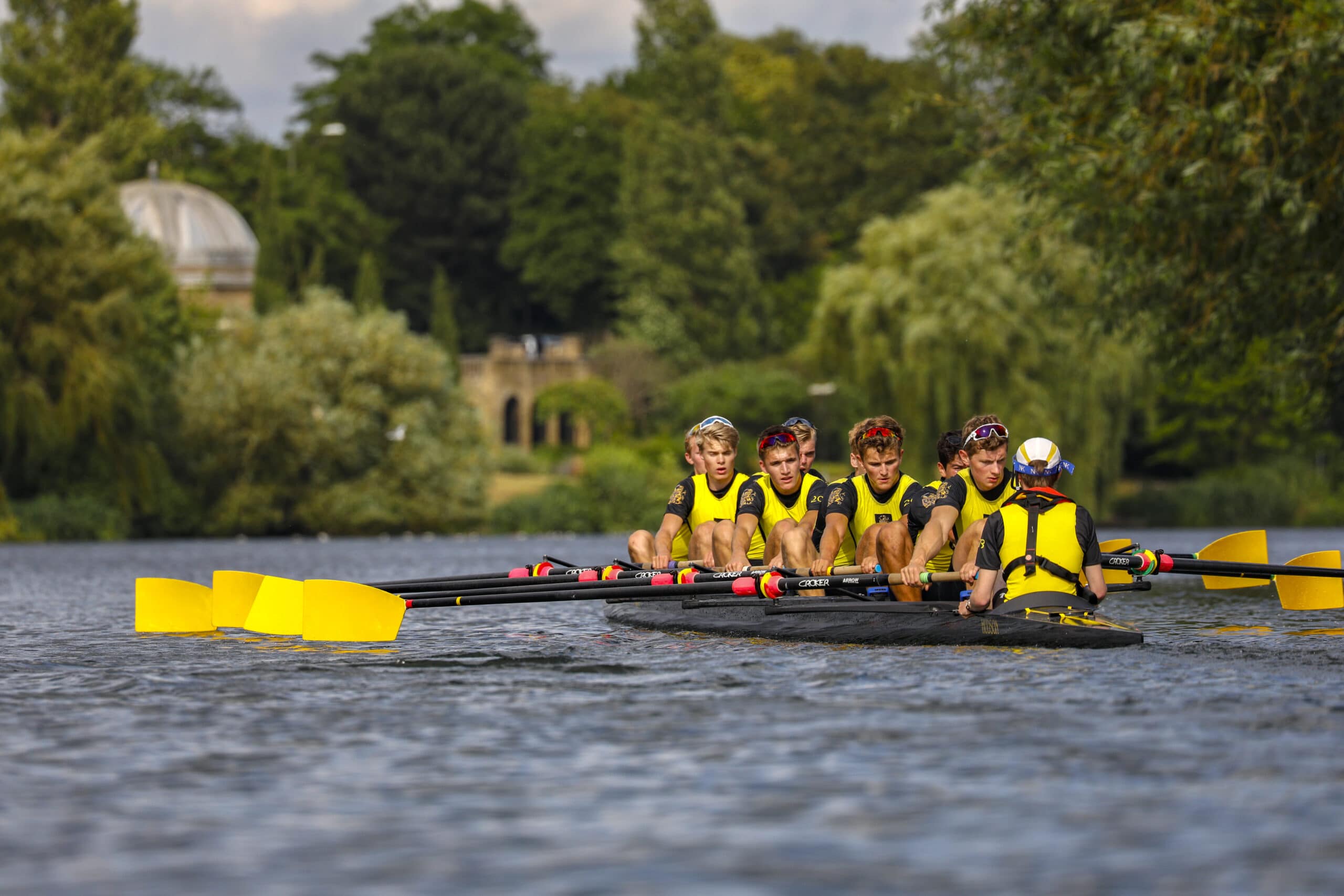 https://hamptonschool.s3.eu-north-1.amazonaws.com/wp-content/uploads/2015/09/rowing-1-scaled.jpg