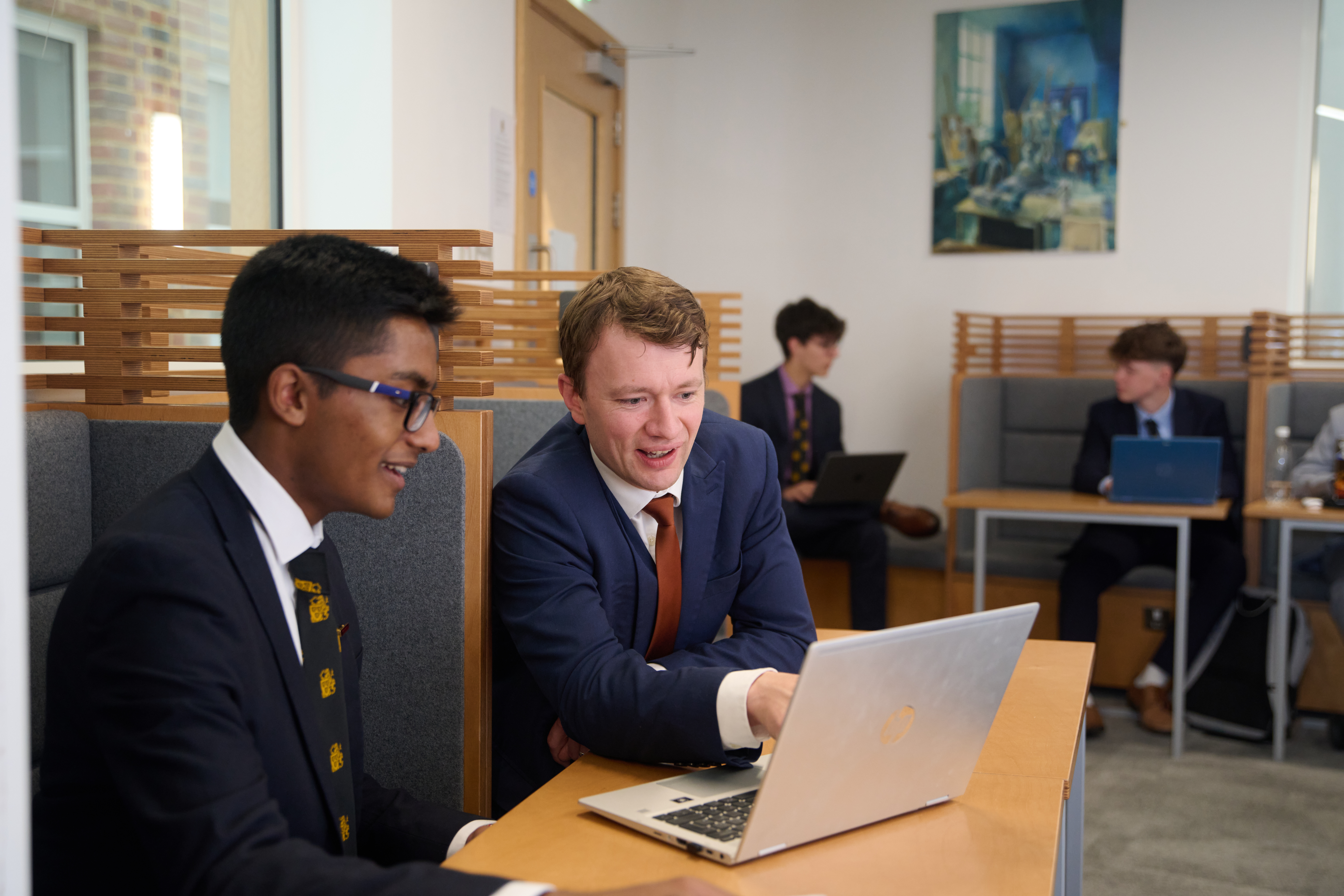 https://hamptonschool.s3.eu-north-1.amazonaws.com/wp-content/uploads/2025/05/ASC_6220.jpg