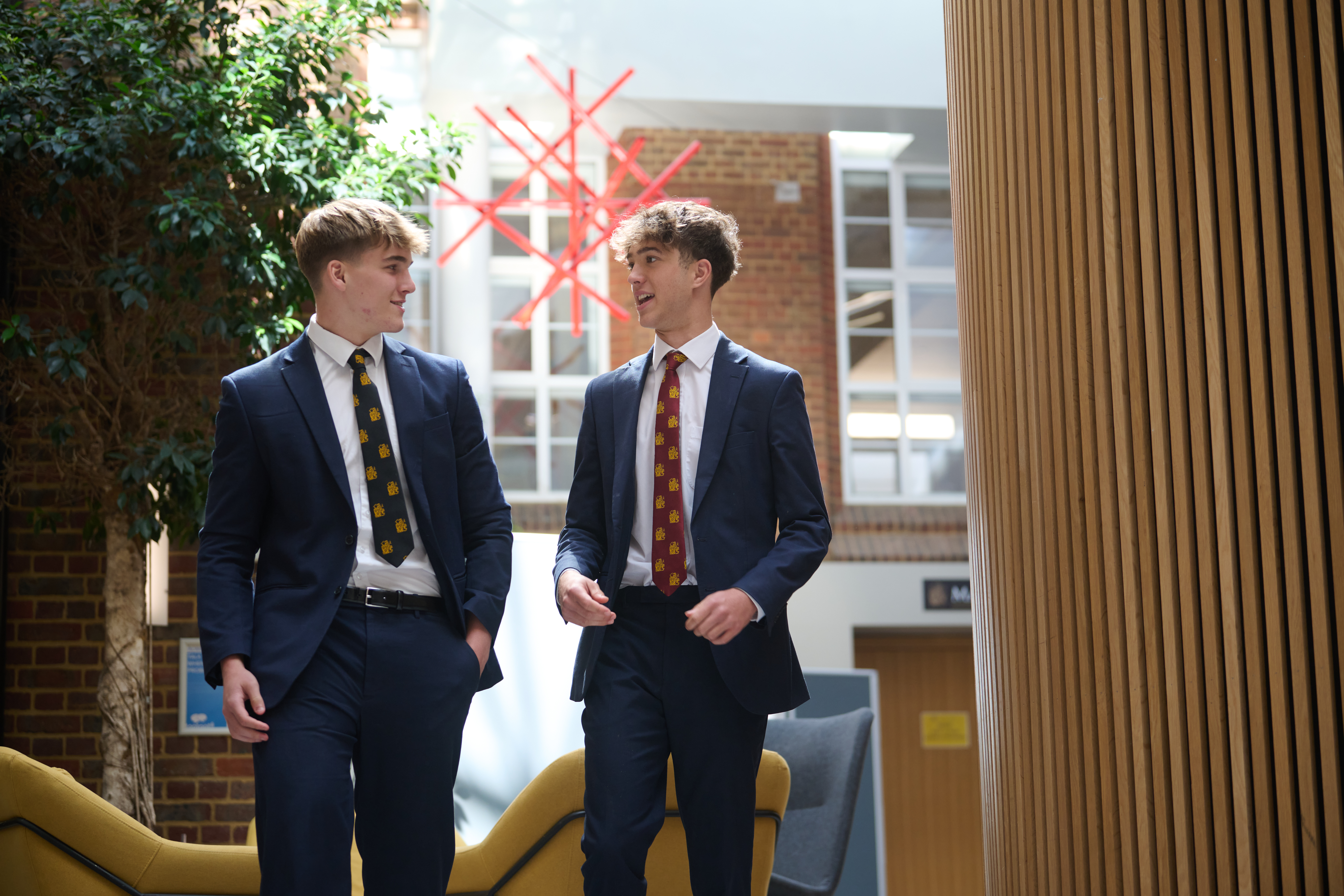 https://hamptonschool.s3.eu-north-1.amazonaws.com/wp-content/uploads/2025/05/ASC_6303.jpg