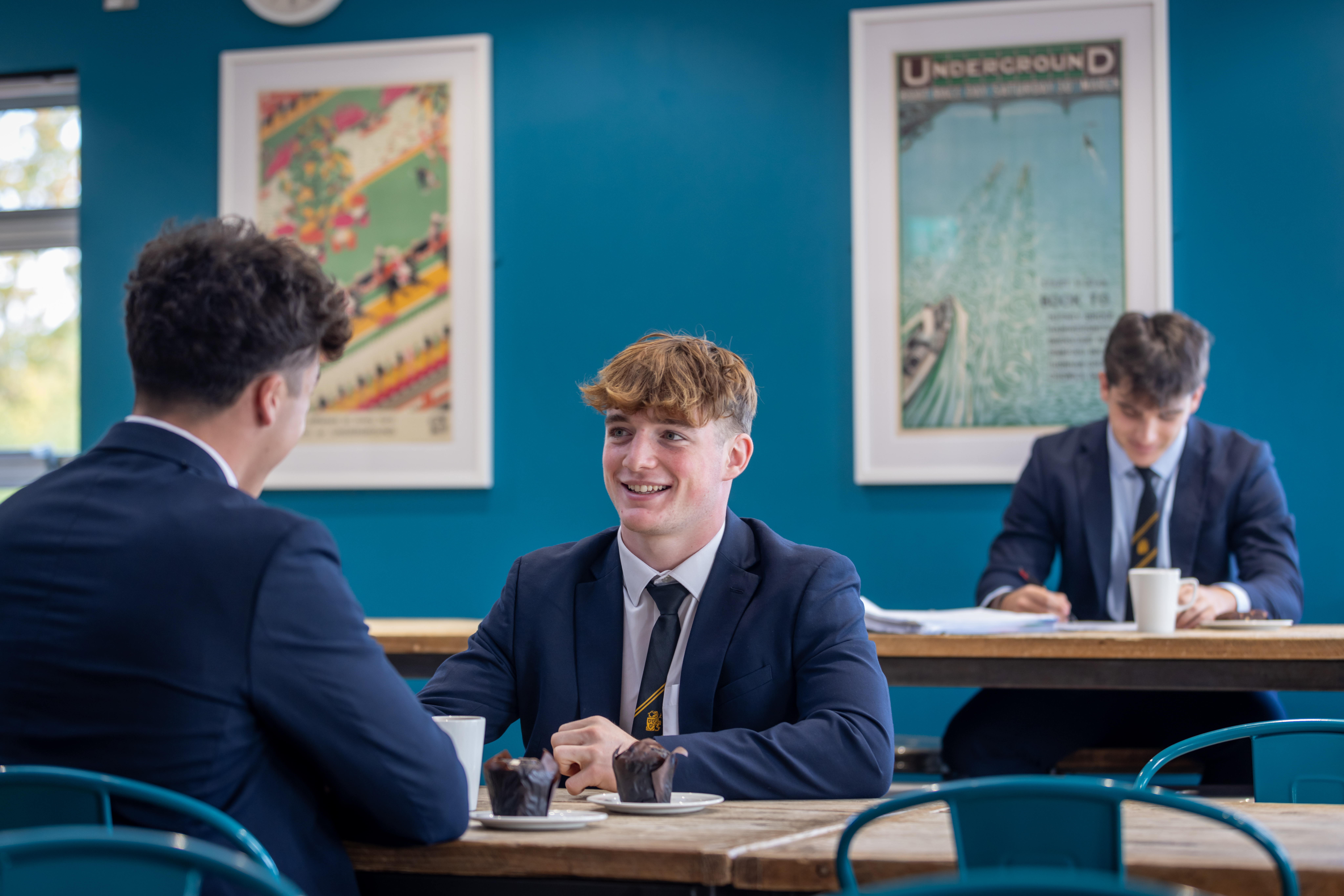https://hamptonschool.s3.eu-north-1.amazonaws.com/wp-content/uploads/2025/05/Hampton-School-537.jpg